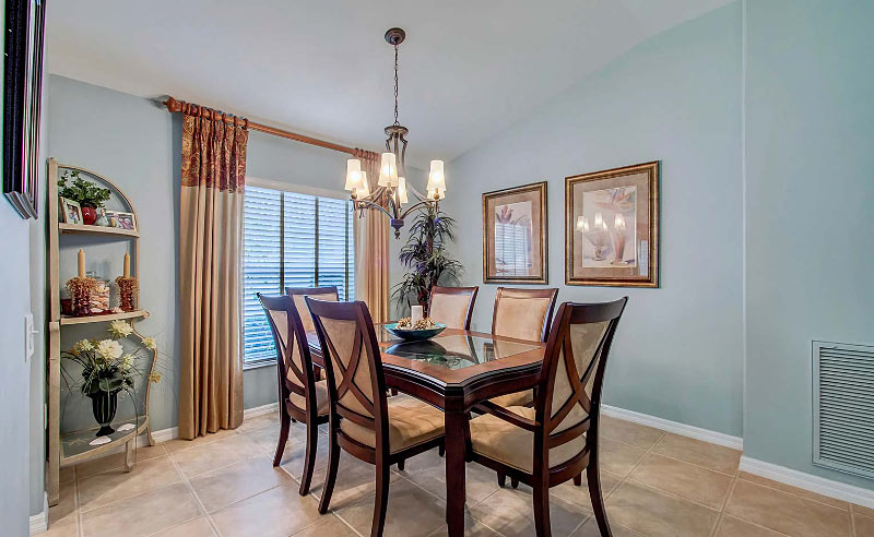 Dining Room Layout